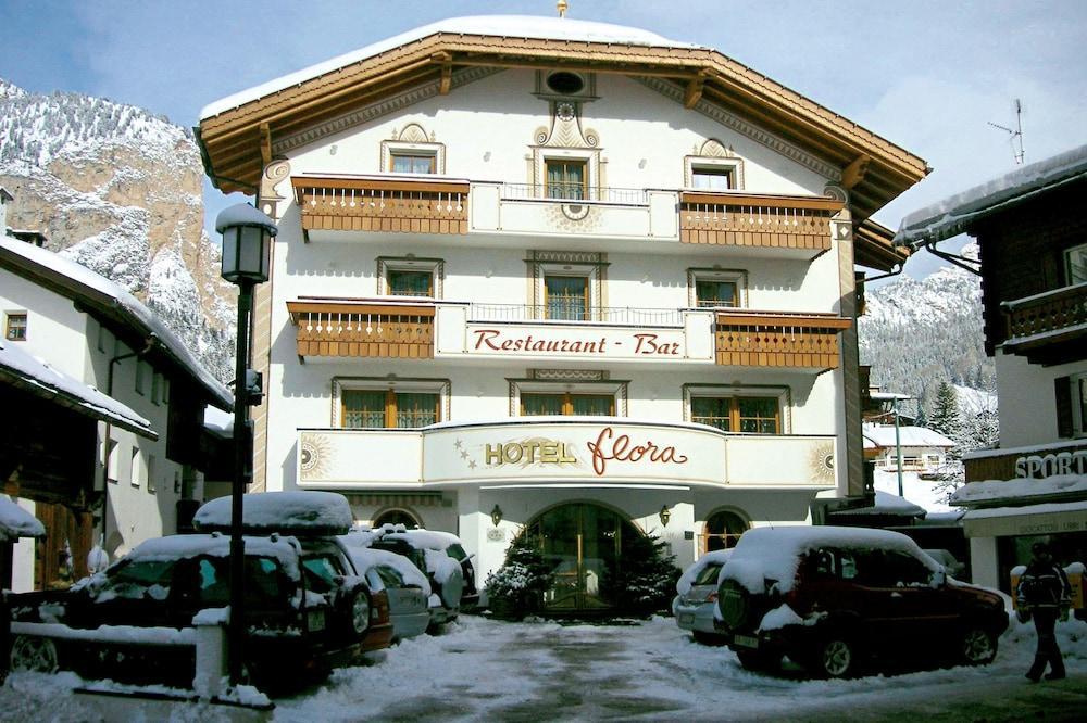 Hotel Flora Selva di Val Gardena Exterior photo
